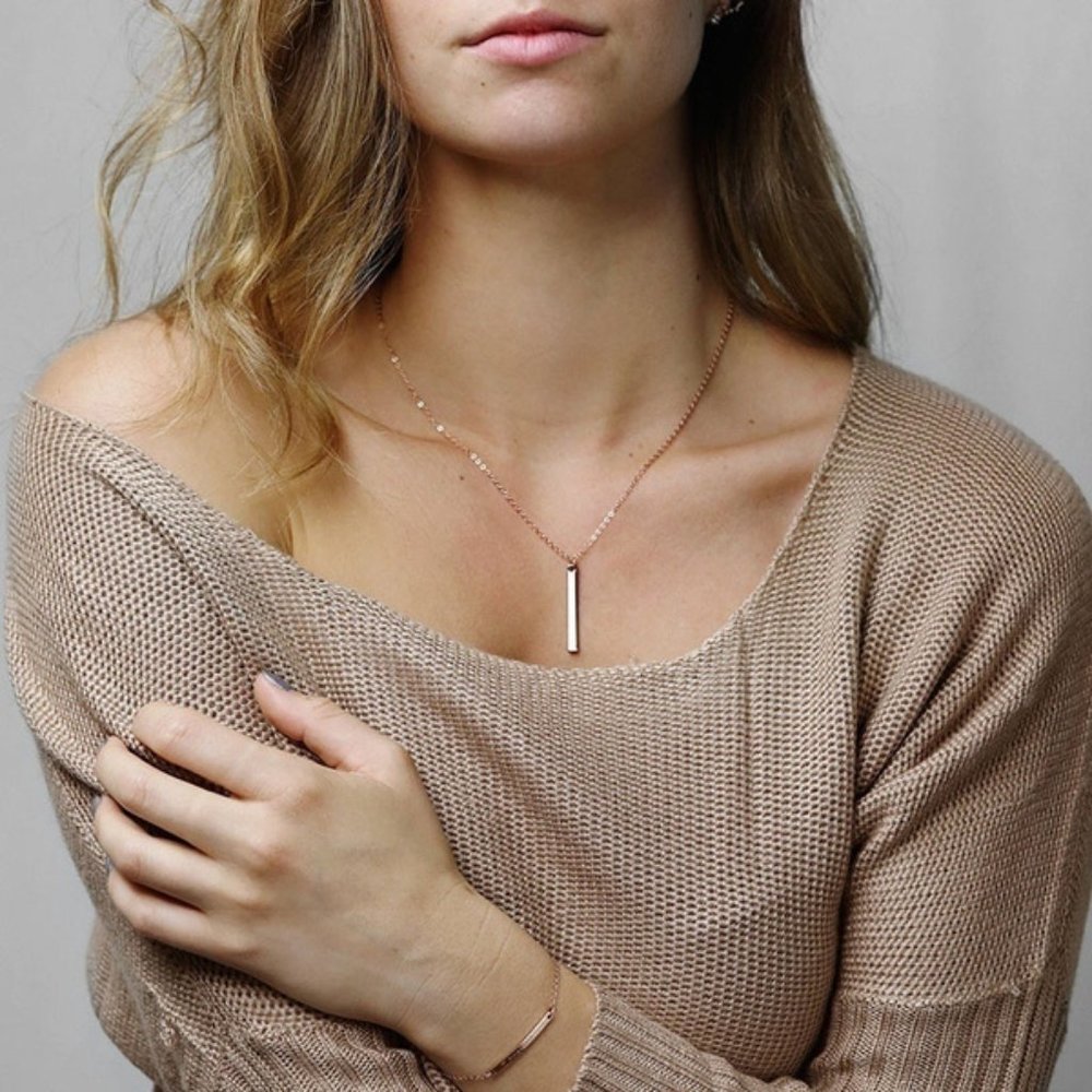 Minimalist Bar Necklace Absolutely Gorgeous! ❤️🎵💚 - Picture 6 of 6